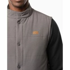 Travis Mathew Snowbody Better Vest -Golf Sales Store travis mathew snowbody better vest grey pinstripe 04 91793.1640880650