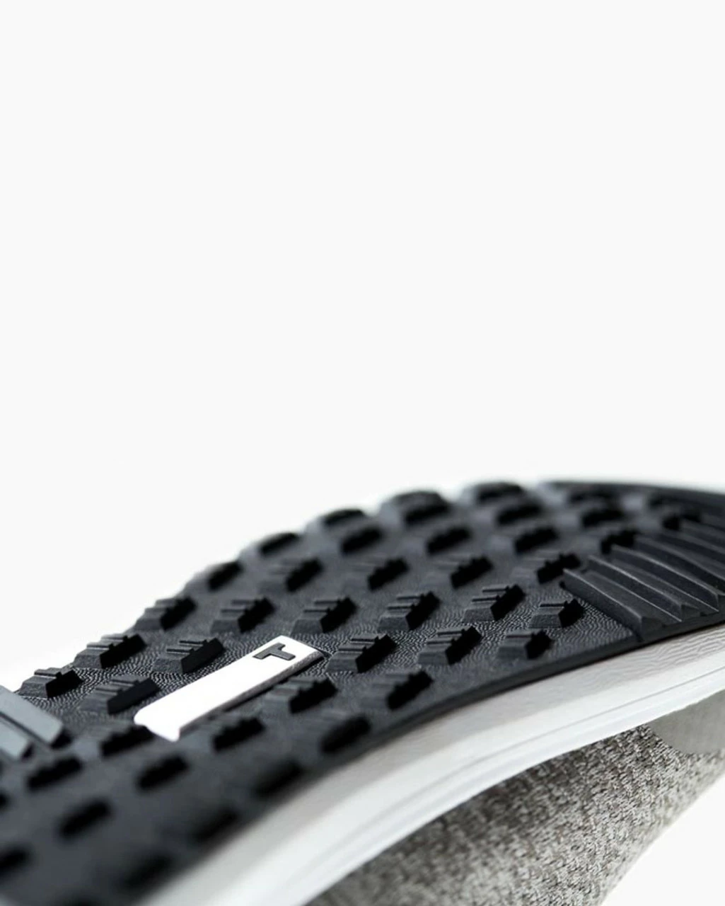 True Men's Lux Knit Golf Shoes - Timeless Grey 6 True Men's Lux Knit Golf Shoes - Timeless Grey - Image 4